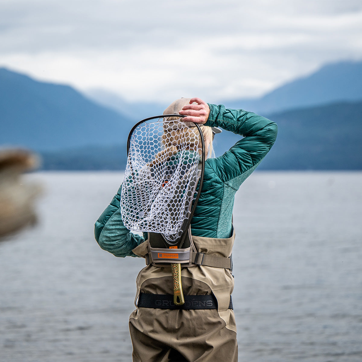 Fishpond Stormshadow Chest Pack
