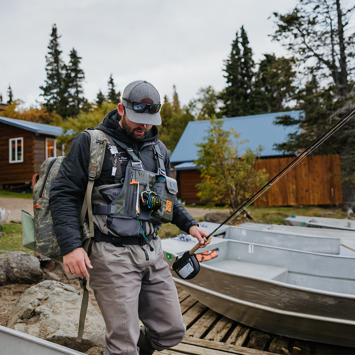 Fishpond Stormshadow Chest Pack