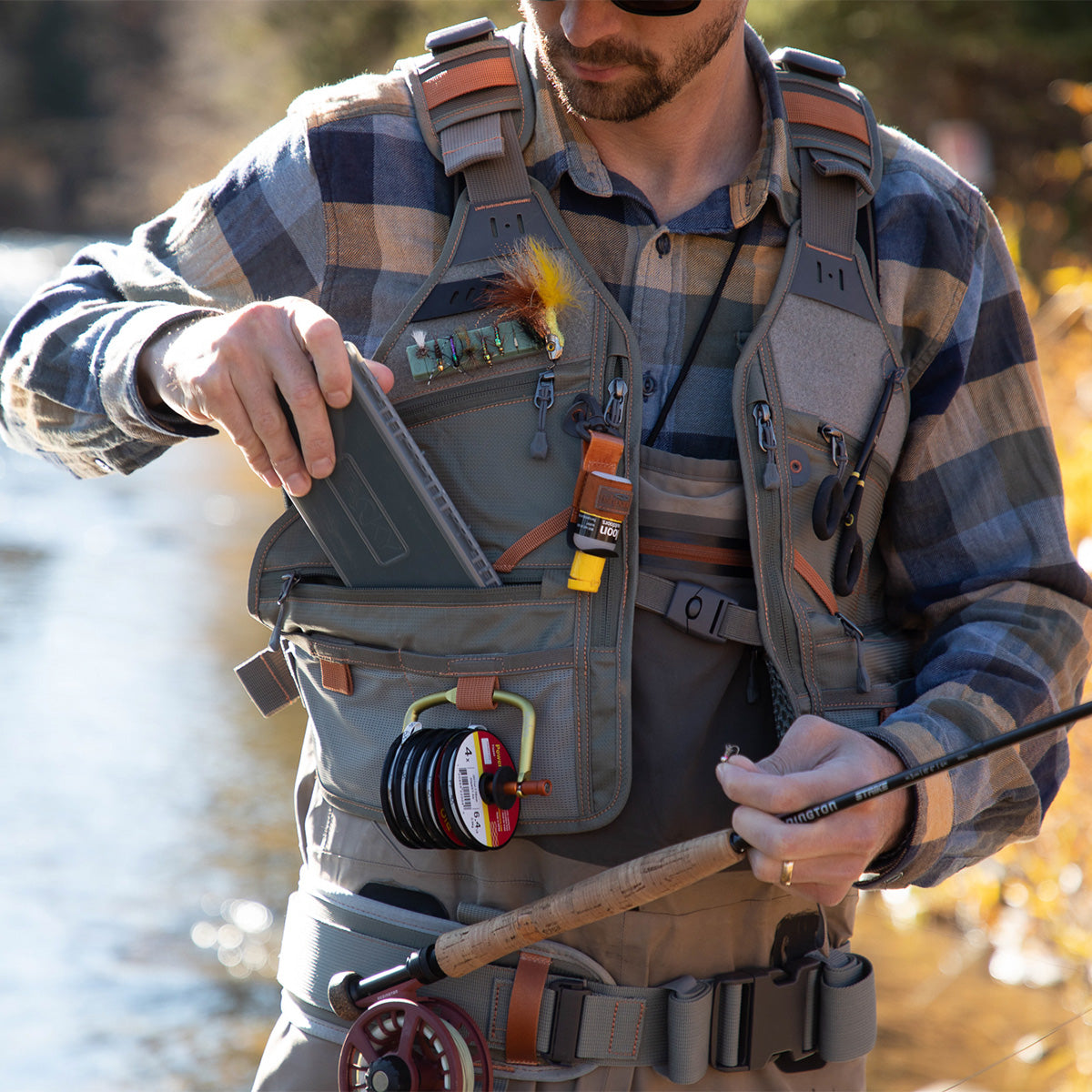 Fishpond Flint Hills Vest - Gravel